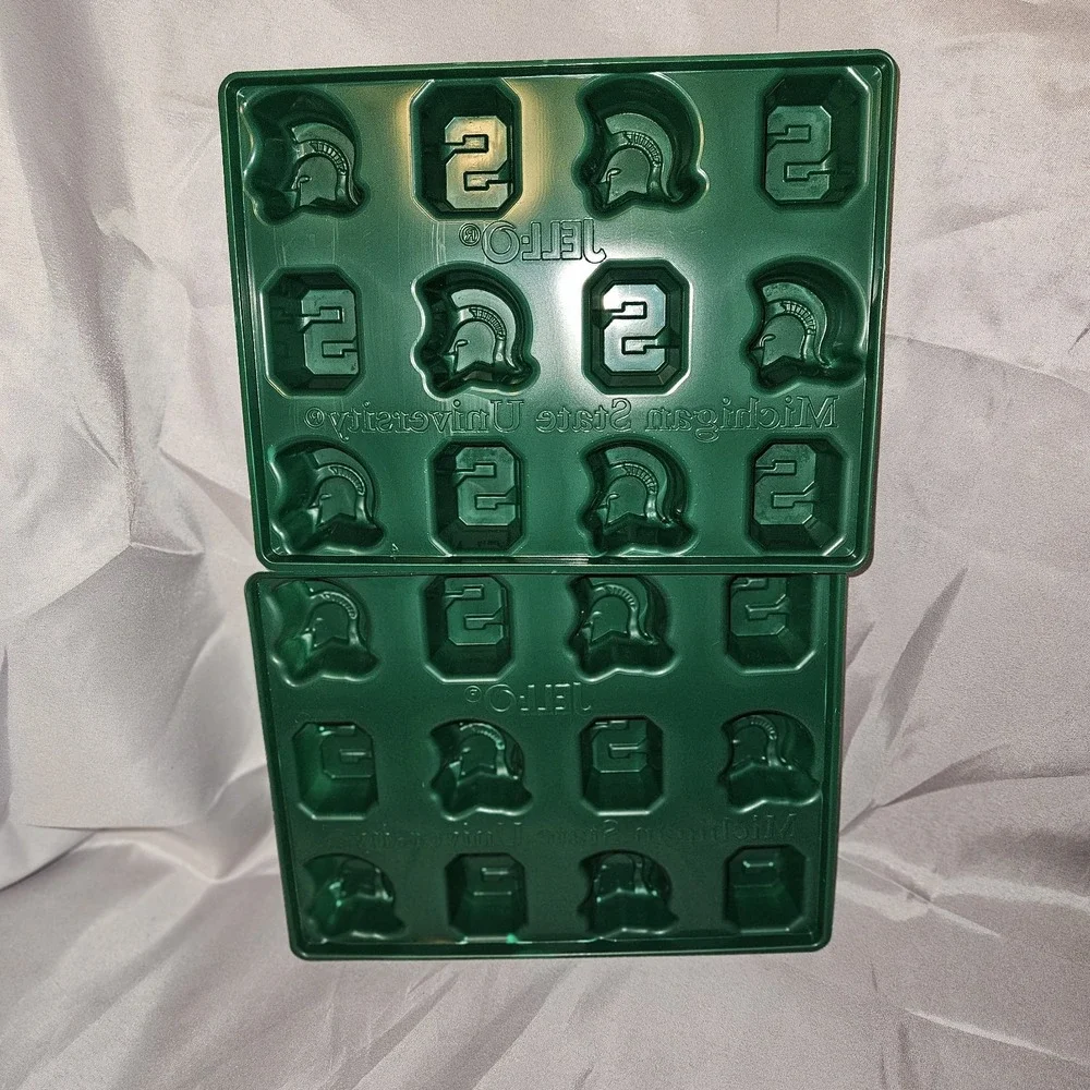 Two MICHIGAN STATE UNIVERSITY Spartans MSU JELL-O Jigglers / Shots MOLDS Green